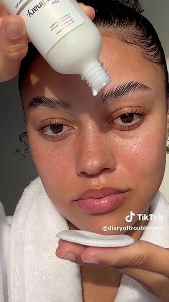 Did you know that milky toners are actually one of the best types for sensitive skin? 🤔 The @The Ordinary just launched their new Saccharomyces Ferment 30% Milky Toner which combines gentle exfoliation of fermented NAG (to target dark spots and hyperpigmentation) with the nourishing benefits of squalane to support the skin’s barrier 🫶🏼 #sensitiveskin #toners #milkytoner