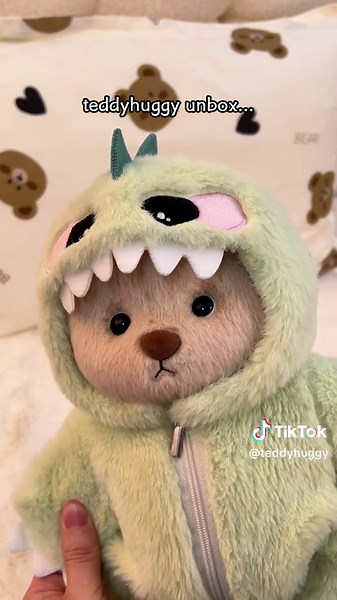 Unboxing Teddy Huggy Plush Toy