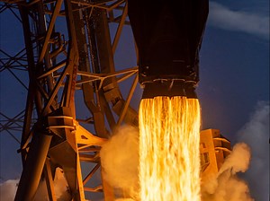 因天气多次推迟后成功发射 完成本月SpaceX第7次发射