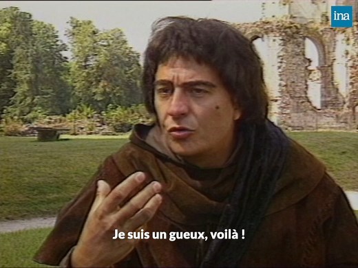 1M views · 7.3K reactions | LES VISITEURS. « Mais qu'est-ce que c'est que ce binz ?!! », « Okayyyy »... des répliques cultes pour un énorme succès au box-office. Réalisé par Jean-Marie Poiré, le film « Les Visiteurs » est l'une des comédies les plus populaires du cinéma français et le 5ème film français ayant attiré le plus de spectateurs en salles. Retour sur le tournage en compagnie de Valérie Lemercier, Christian Clavier et Jean Réno. | INA | Facebook