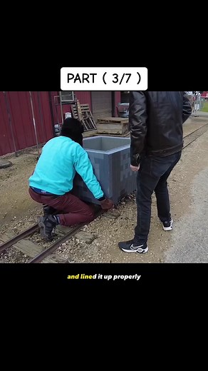 I built the Minecart from Minecraft!