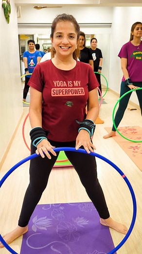 REJUVENATING YOGA DANCE FOR THE SUMMERS✨⁣ ⁣ Yoga dance can help improve flexibility, strength, and balance while also easing tension and promoting relaxation. It can also be a great way to stay active during the summer months and boost your energy levels.⁣ ⁣ In light of that, we decided to make this Yoga dance even more interesting and effective by adding hula hoops and ankle weights. So, here are some benefits of performing this routine along with these props:⁣ ⁣ 1. Hula Hoops: Practicing with 