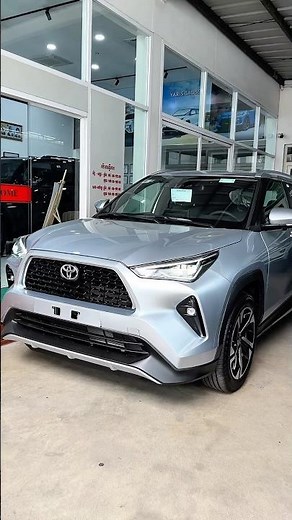 Toyota Yaris Cross 2025 Review Silver