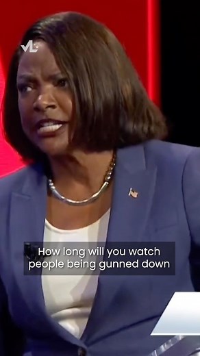 Voto Latino on Instagram: "“How long will you watch people being gunned down in first grade, fourth grade, high school, college, church, synagogue, a grocery store, a movie theater, a mall, and a nightclub and do nothing?” —@valdemings speaking nothing but the truth to Marco Rubio #florida #2a #valdemings #senate #2022midterms"