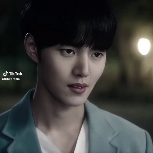 Exploring Lee Dong Wook in Tale of the Nine Tailed 1938