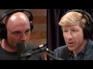 Joe Rogan - Why Can't We Remember Dreams?
