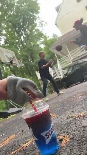 SHARK PUPPET TRIES SHARK WEEK SLUSHIE
