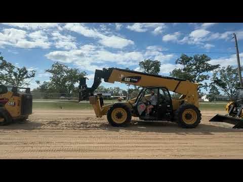 2018 CATERPILLAR TL1055D For Sale
