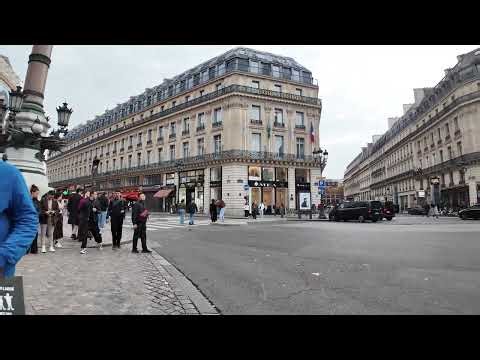 Paris Everyday Life / Vie Quotidienne à Paris