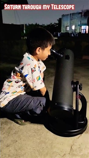 Watching Saturn through my Telescope #shorts #saturn