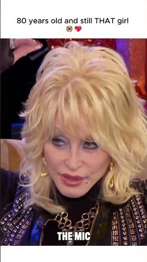 Dolly Parton stays iconic and funny forever 😭👑