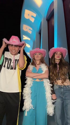 AYDEN MEKUS Bejeweled Strut: Harry Styles and Taylor Swift Vibes