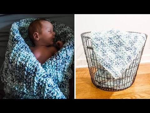 Crochet Beginner Baby Blanket (Quick & Easy using Bernat Blanket Yarn)