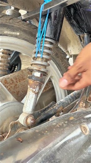 Very Useful Trick! Smart Hack to Adjust Your Motorcycle Spring Height Easily | Suspension Adjustment