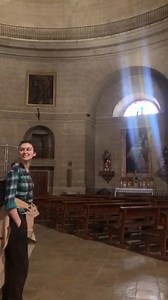 I’ll never forget this moment. The acoustics, the spontineity of the whole situation...just magic. 🎵🔊 (The Iglesia de la Encarnacion in Montefrío, 2018) More music from me: https://www.youtube.com/user/missmalindakathleen | Malinda Kathleen Reese