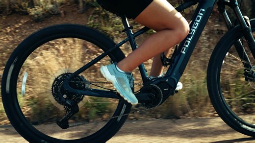 🌊 Hors saison, Saint-Raphaël révèle toute sa douceur. ⛰️ Entre mer et massif, profitez de panoramas uniques et d’activités en toute tranquillité. ✨ Offrez-vous une escapade authentique ! Images et production @unmonde2reves | Saint-Raphaël Tourisme