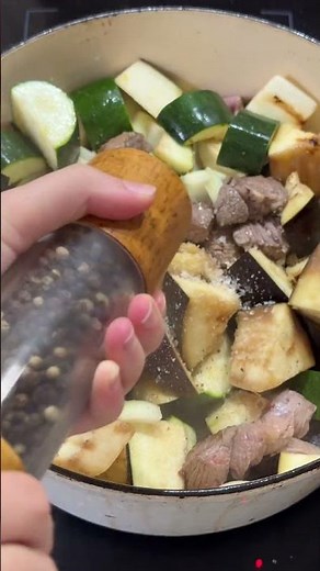 Slow-cooked comfort in a bowl 🤤🍛