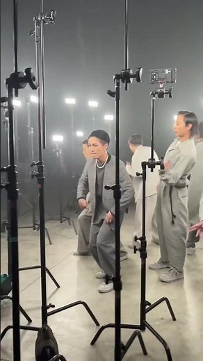 [Travis Japan] 'Moving Pieces' - 360 ver. -