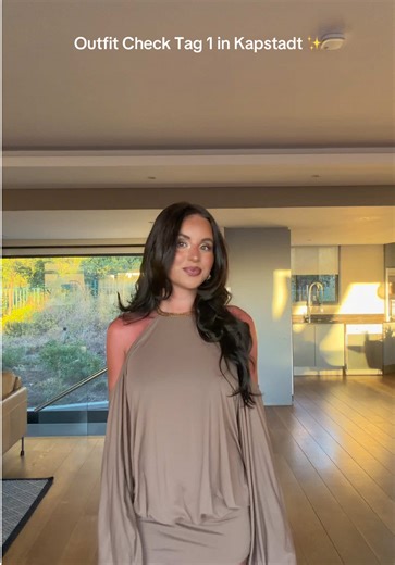 Outfit Check in Cape Town: Stylish Looks Unveiled ✨