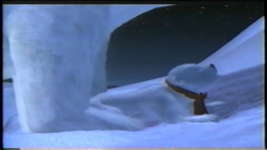 Drinks: Coca-Cola Polar Bears Christmas Tree TV Commercial | Classic Commercials | Facebook