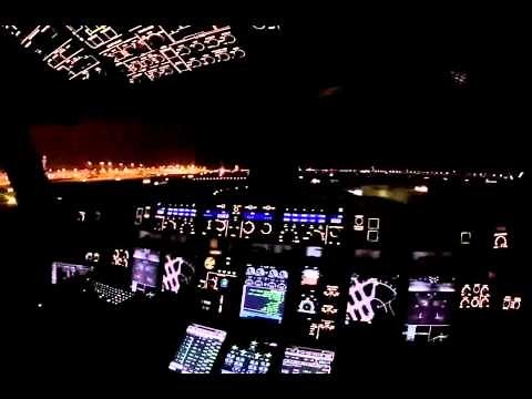 Decollage nuit A380 vue cockpit / A380 Night take off (HD) cockpit view