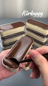 No Bake Boston Cream Cake 4 egg yolks 2 tbsp cornstarch 1/2 cup sugar pinch of salt 250ml all purpose cream 1 can evaporated milk (370ml) 1 tsp vanilla extract 500ml all purpose cream 1 can condensed milk 250ml all purpose cream 180m dark chocolate | Kirbyyy