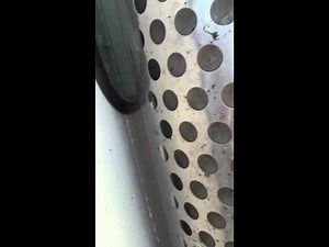 Loading 40 ft container on a 440 landoll