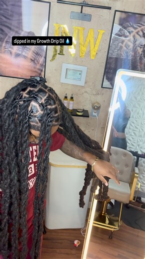 Charlotte Locs •braids• Nails 💅🏾💎 on Instagram: "Fresh retwist & style. This how grown locs move ✨ #charlottelocs #locstylesformen #twostrandtwist"