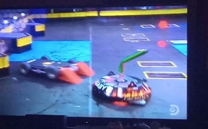 Gigabyte vs Free Shipping BattleBots 2023