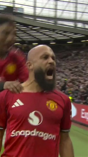 🤣 Μια του κλέφτη, δυο του κλέφτη… την τρίτη το ’βαλε ο Εμπεμό! #ManchesterDerby #ManUtd #mbeumo #PremierLeague #Novasports