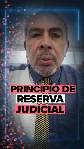 🕊️ LA LIBERTAD: EL PILAR DE TODO DERECHO ⚖️🇲🇽 Sin libertad, no hay justicia, no hay dignidad… no hay nada 🙌. Pueblos enteros han arriesgado su vida por este derecho que hoy debemos entender y proteger 💪🔥. En la audiencia de cumplimiento de una orden de aprehensión, este principio cobra vida ⚖️. Esa orden tiene presunción de constitucionalidad, pero ojo 👀: 👉 El juez no puede girarla por sí solo, debe hacerlo a petición del Ministerio Público 👨‍⚖️⚖️. 🎥 Ve el video completo y comprende po