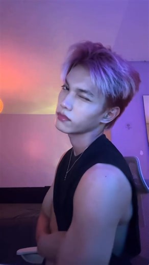 [🎥] #JOM_UPDATES Eiii!!! coolest maknae on his latest IG story. IG: @/newid_jom #JOM #NEWID_JOM #New_ID New:ID Jom Aceron | New:ID Jom OFC