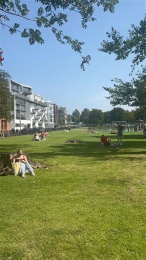 ✨ 5 things to do around Strathclyde’s campus ✨ Studying in the heart of Glasgow means you’re only steps away from some of the city’s best spots. 🏙️ Our students picked their favourite attractions within walking distance of campus 👣💫 Which one would you visit first? 👇 #Strathlife #UniOfStrathclyde #Glasgow #GlasgowStudent #StudentLife #ThingsToDoInGlasgow #CampusLife | University of Strathclyde