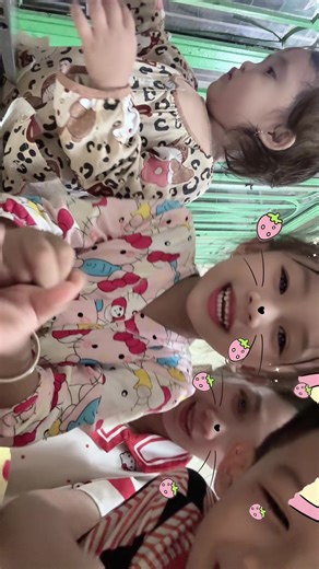 Video của Thy Candy (@thycandy) với bản nhạc nhạc nền - Thu phương - Ng phương thảo:))😗