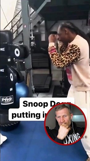 Snoop Dogg boxing training (Sharp) 😮