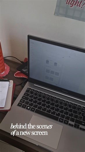 behind the scenes of a new screen ☘️💫 #uxdesign #uidesign #designwithme