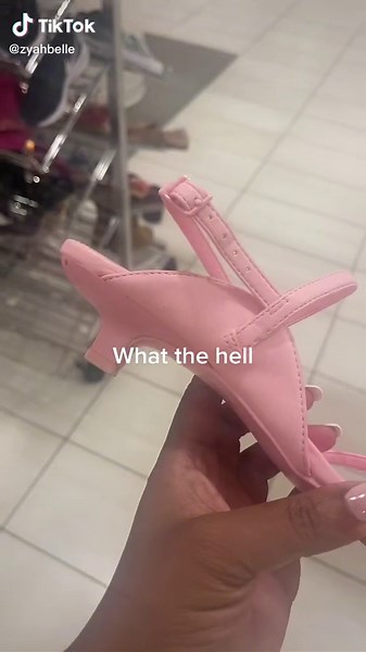 Cute Kitten Heel Fashion Trends