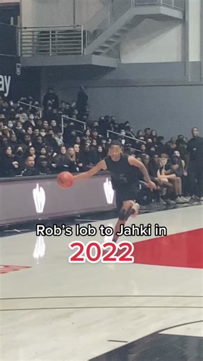 Mind-Blowing Dunk Contest by Jahki Howard and Rob Dillingham