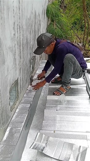 1.8M views · 4.5K reactions | Here's how to install a rain gutter | Phetris Baja 45 | Facebook