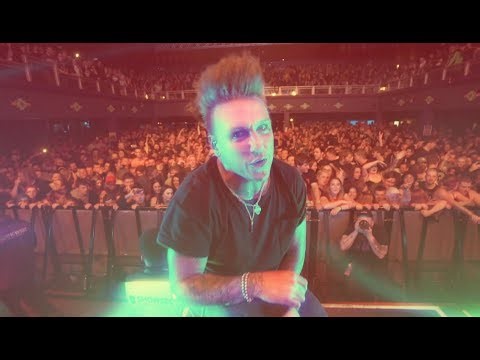 Papa Roach - Renegade Music (Live Performance)