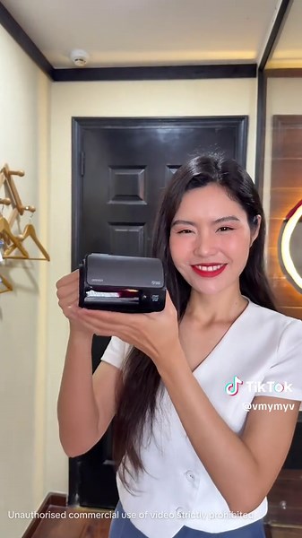 Phải công nhận chiếc máy đo huyết áp HEM-7600T này quá tiện! 🤯 Không dây gọn nhẹ, mang đi đâu cũng được. Đặc biệt, độ chính xác đã được chứng nhận lâm sàng, lại còn đồng bộ qua OMRON Connect xem lịch sử đo. Rất đáng đầu tư nha. @Omronhealthcare.vn #HEM7600T #huyetap #suckhoe #antam #giadinh