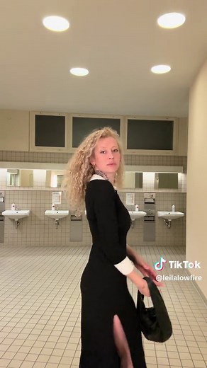 Leila Lowfire (@leilalowfire)’s videos with Sick Ride - Karen Dió