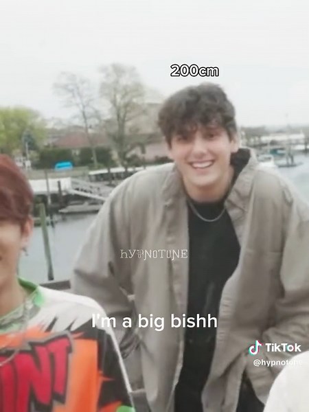 Tbh, I'm not too sure abt the heights of the ENHYPEN members in what I'm writing now, cs I just googled it. #ENHYPEN #JVKE #heightdifference