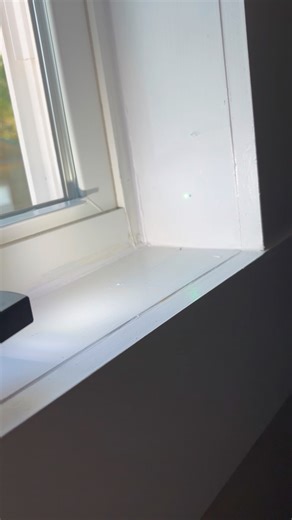 The new ArkPro is literally amazing! It’s sturdy, green laser for enrichment in dragons or pets, spot light, floodlight, and charges with USB-C! It comes in many colors. I absolutely love this light and if you like flashlights, you will want this one. Arkfeld is one of the most selling lights on Amazon too. link: https://www.olightstore.com/s/3NC230 #olight #warriorultra #oclipultra #edc #flashlight | Dragon Smart