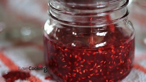 Learn how to make raspberry jam. Make sure to sterilise your jam jars :) | I Love Cooking