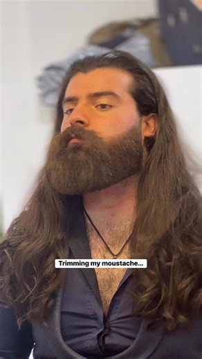 Trimming my moustache… Before or After ? | geoviking