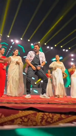 Venkatesh Mass dance 🔥Performance to Mega Victory Mass Song🩷#Megavictorymass #venkatesh