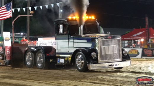 EPIC Spool Up from the "Drivers Wanted" Super Semi at The Pullers Championship Friday Night 2024!! #supersemi #semipulling #bigrig #peterbilt #turbocharged #dieselpower | Motorsports Mayhem