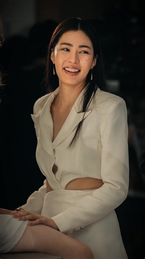 #2รูปตึงๆ #เทรนด์วันนี้ #linglingkwong #คนไทยเป็นคนตลก #หมอ #คนดังในtiktok #ยิ้มสดใส