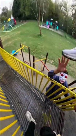 Park Parkour Chase POV | Sliding Through Obstacles##ParkourPOV #ParkChase #Freerunning